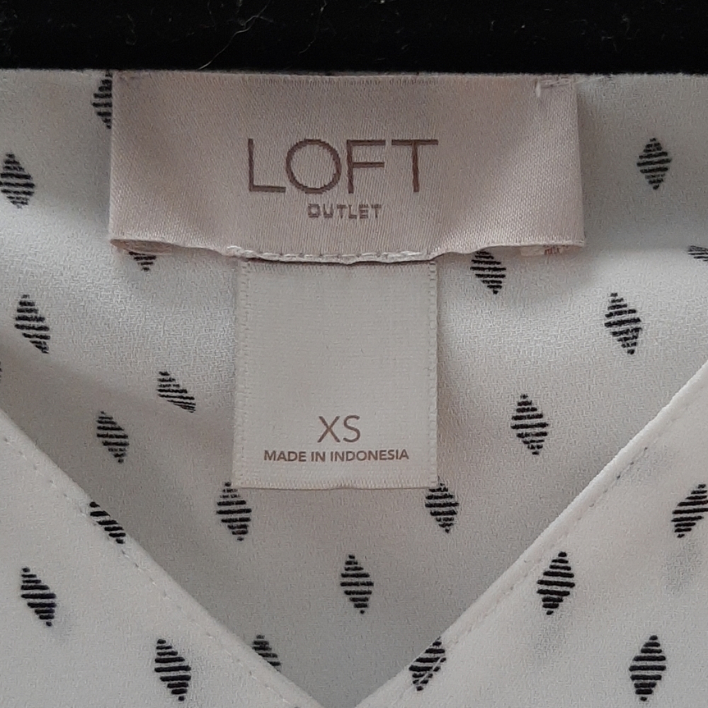 Blouse - Picture 3 of 3